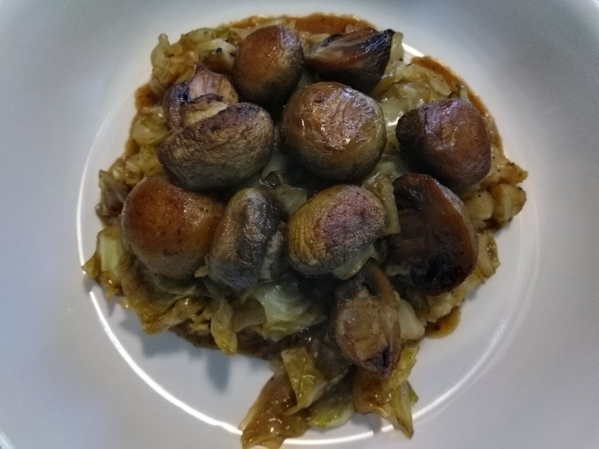 Braised Cabbage with Roasted Button Mushrooms